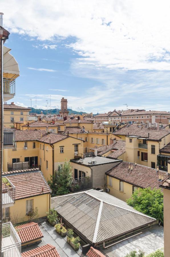 Inner Bo, Terrazzino Vista Tetti In Centro Storico Bologna Luaran gambar