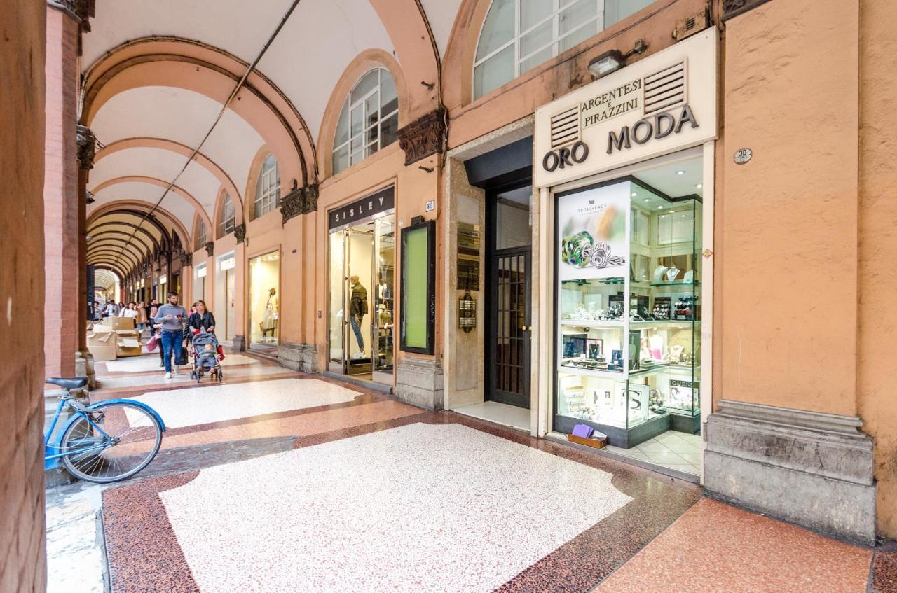Inner Bo, Terrazzino Vista Tetti In Centro Storico Bologna Luaran gambar